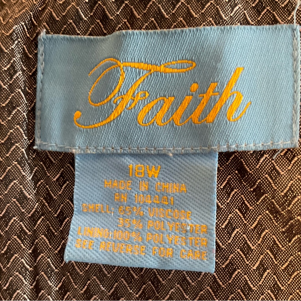 Faith Embellished Skirt Suit with Removable Dickey Size 18W - Picture 2 of 16
